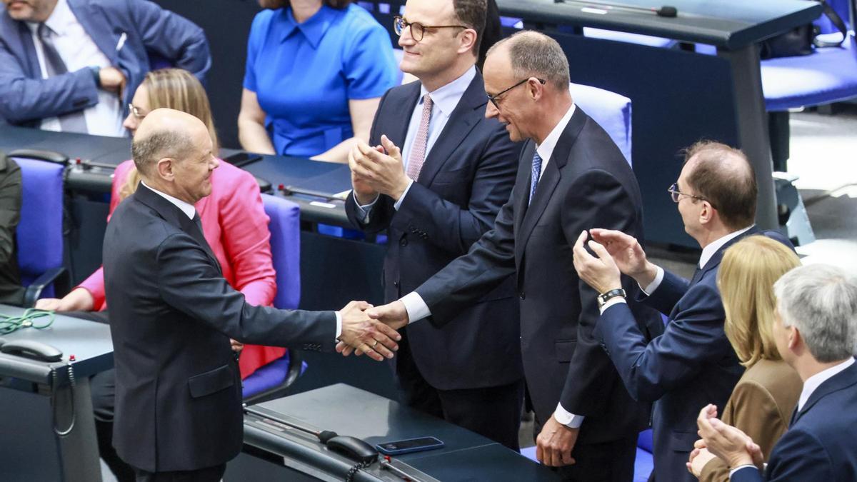 La tortuosa elección de Merz en segunda votación evidencia la fragilidad de la gran coalición en Alemania