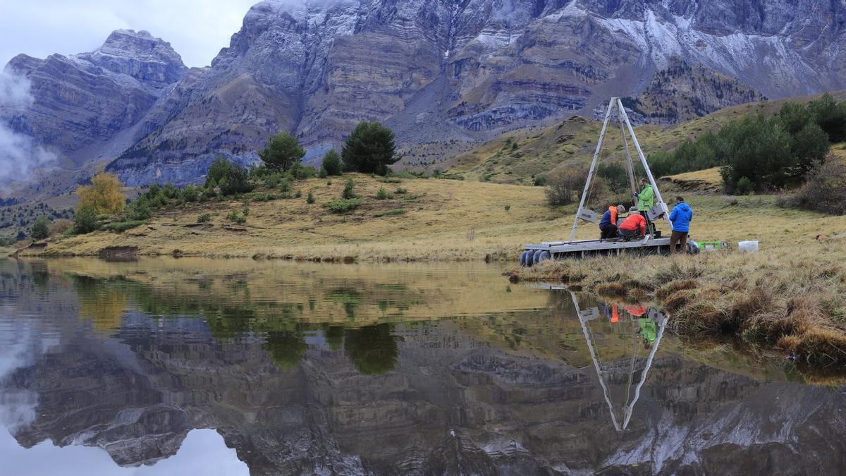 El sedimento de hace 135.000 años de una laguna de Teruel que ayuda a combatir la desinformación climática