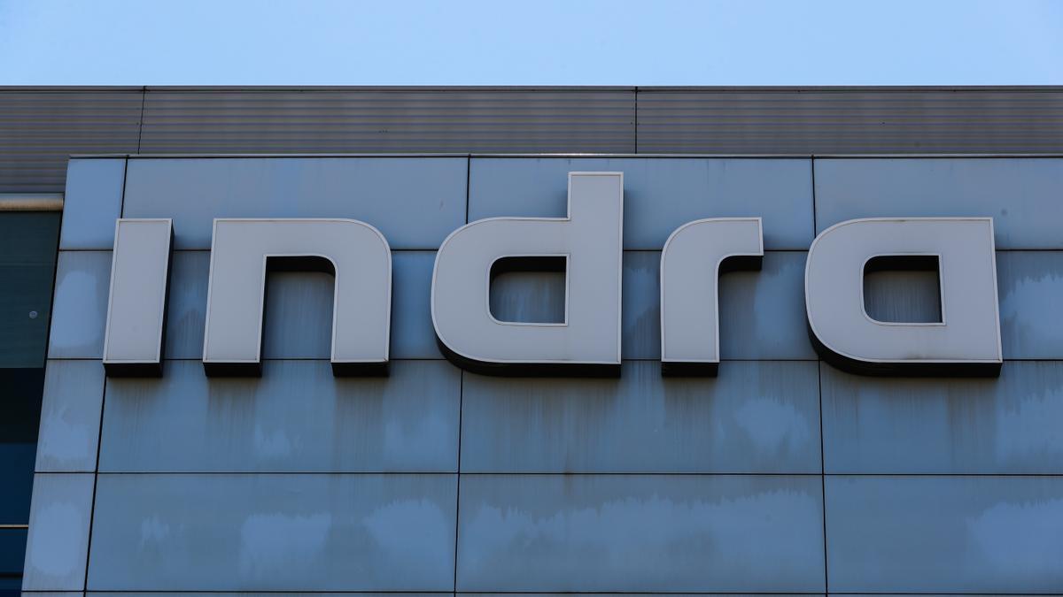Indra busca empresas para comprar y acelerar su capacidad industrial en defensa