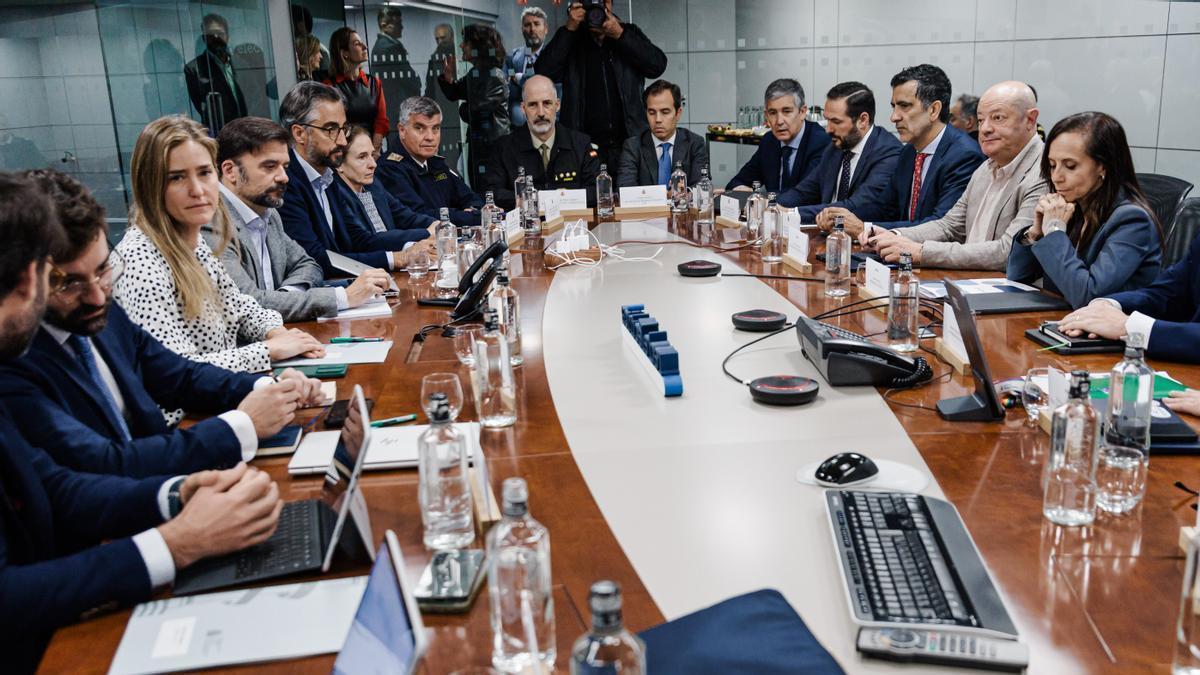 El Gobierno crea dos grupos de trabajo para investigar las causas del apagón: uno sobre el sistema eléctrico y otro sobre ciberseguridad