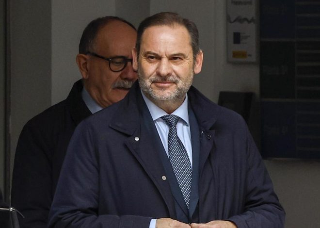 Ábalos no denunciará la filtración de sus mensajes con Sánchez: «Se ponen nerviosos cuando se ven concernidos»