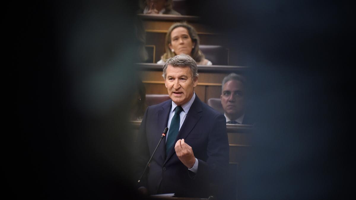 Feijóo se abona al anticatalanismo