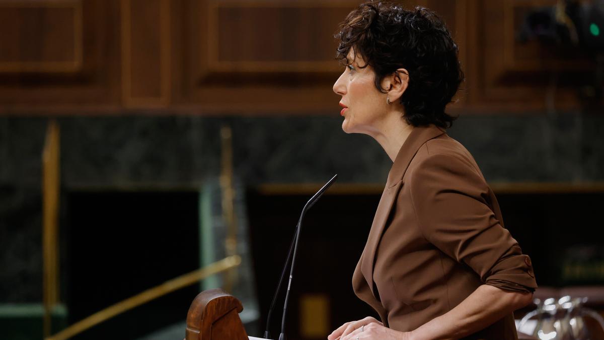 Migraciones corrige parte del nuevo reglamento de extranjería para evitar discriminar a los familiares de extranjeros nacionalizados