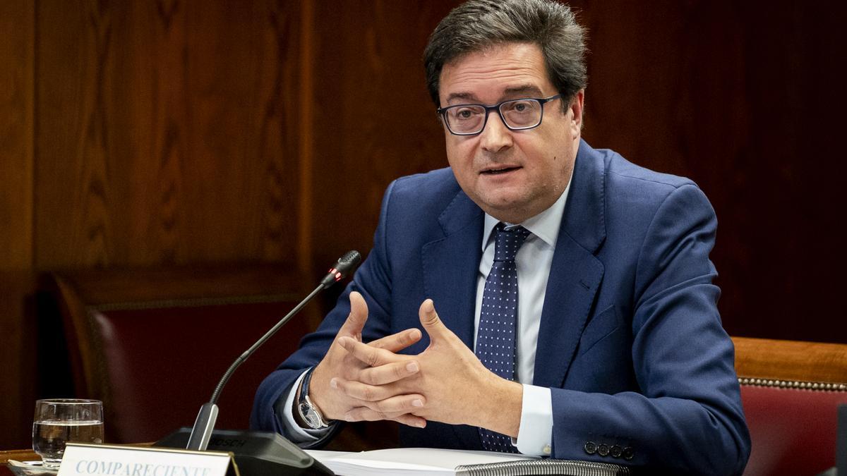 Óscar López asegura que «jamás» conoció las supuestas fiestas de Ábalos en Paradores: «Ni un cotilleo ni un rumor»