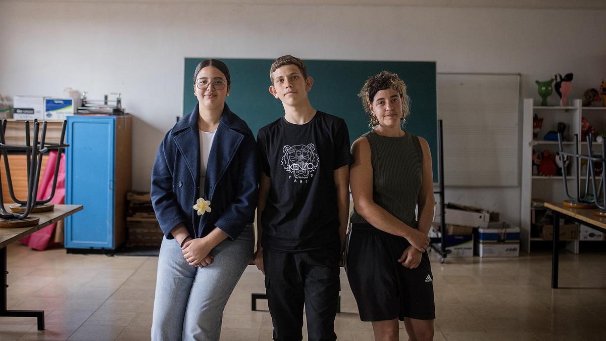 Mentores para combatir el abandono escolar de los adolescentes: «Nos ayudan a estudiar, pero sobre todo nos escuchan»