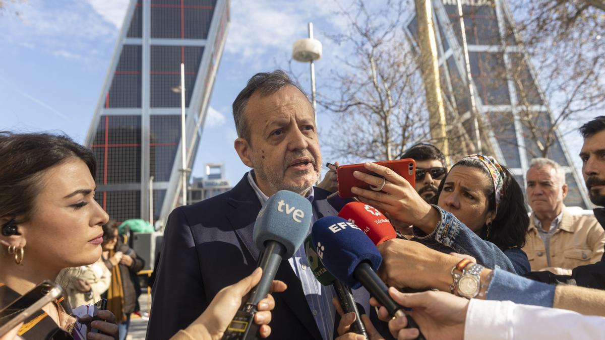 Alberto Reyero cuestiona que el ex alto cargo de Ayuso imputado por los protocolos de las residencias actuara «por su cuenta»