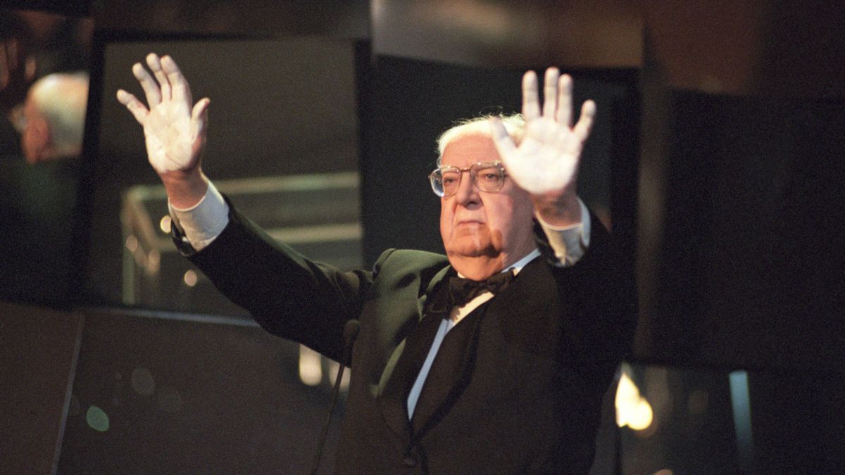 José Luis Borau, el genio infravalorado del cine español que alzó las manos blancas contra el terrorismo