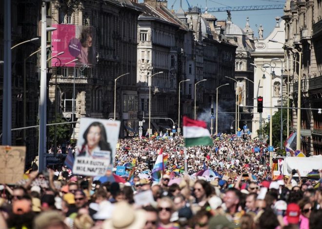 Un Orgullo prohibido que inunda las calles convierte a Budapest en un símbolo frente a la ola ultra