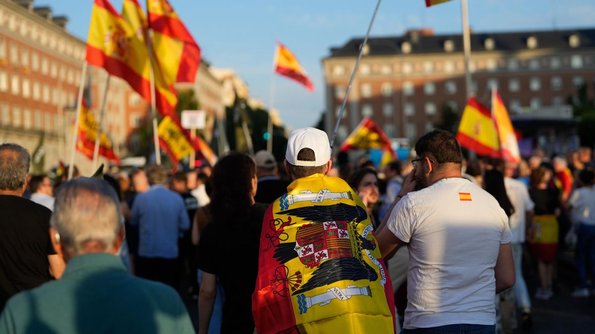 El Congreso tumba el intento del PP de dar la vuelta a la ley contra las asociaciones franquistas