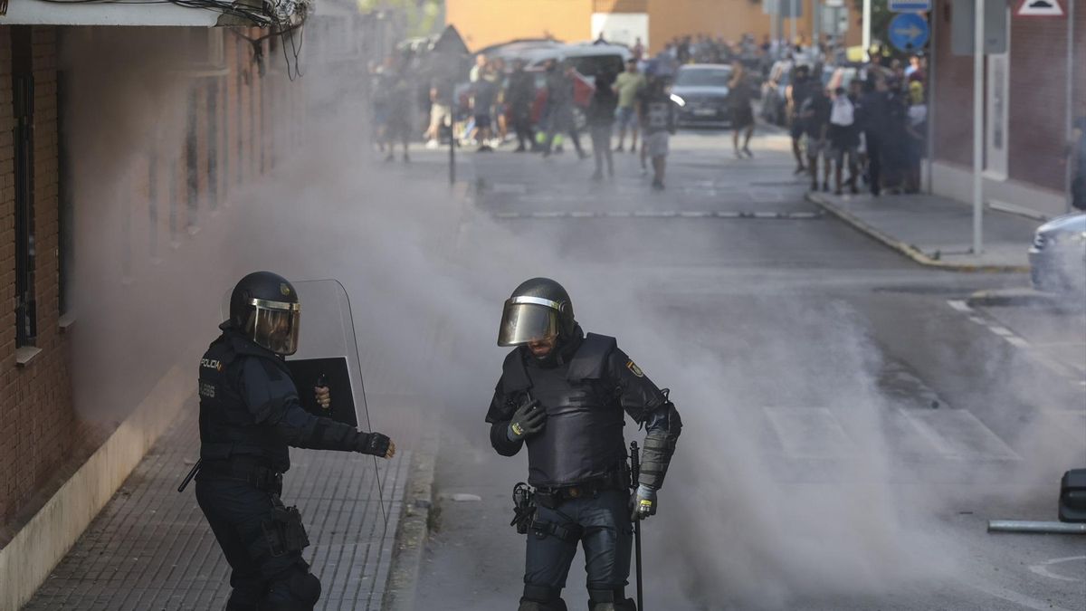 Tres detenidos en Cádiz en la segunda jornada de la huelga del metal, horas antes de que se retome la negociación