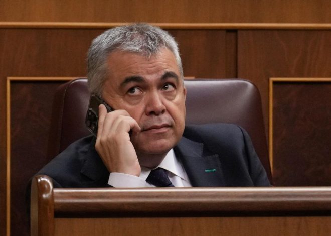 El PSOE bloqueó la cuenta de Santos Cerdán y cambió su contraseña para evitar borrados el mismo día de su cese
