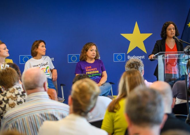 Los partidos de la Eurocámara en Budapest exigen «medidas legales» contra Orbán: «Las palabras no son suficientes»