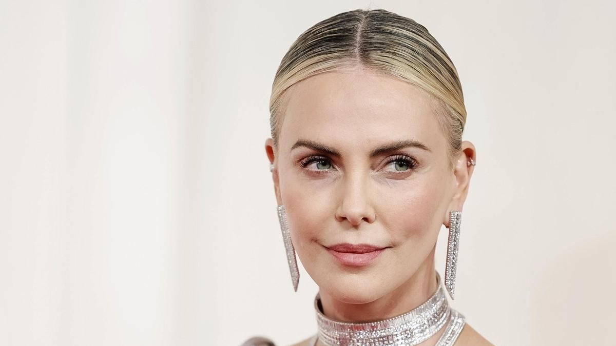 Charlize Theron, contra la boda de Jeff Bezos y Lauren Sánchez en Venecia: «Un asco»