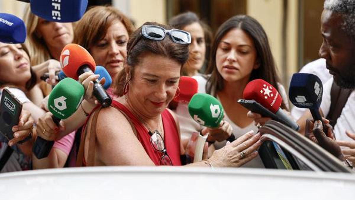 La conjura de los mediocres