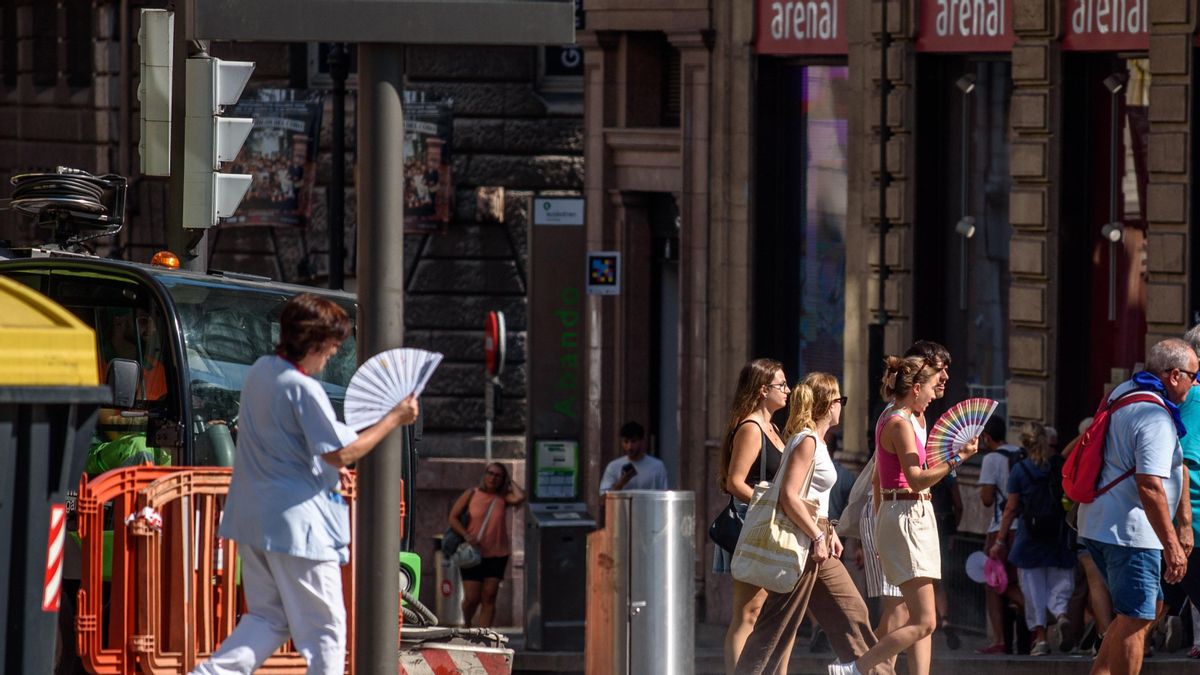 Vuelve el calor veraniego a España con temperaturas de hasta 40 grados durante el fin de semana