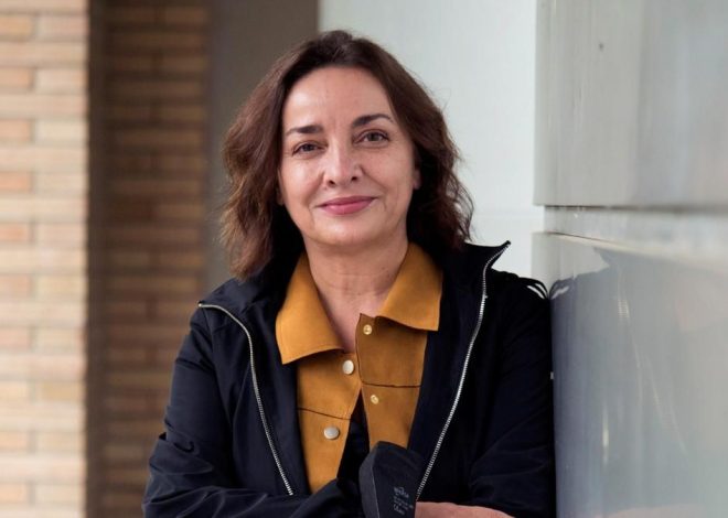 Prisa sustituye a Pepa Bueno por Jan Martínez Ahrens como director de El País