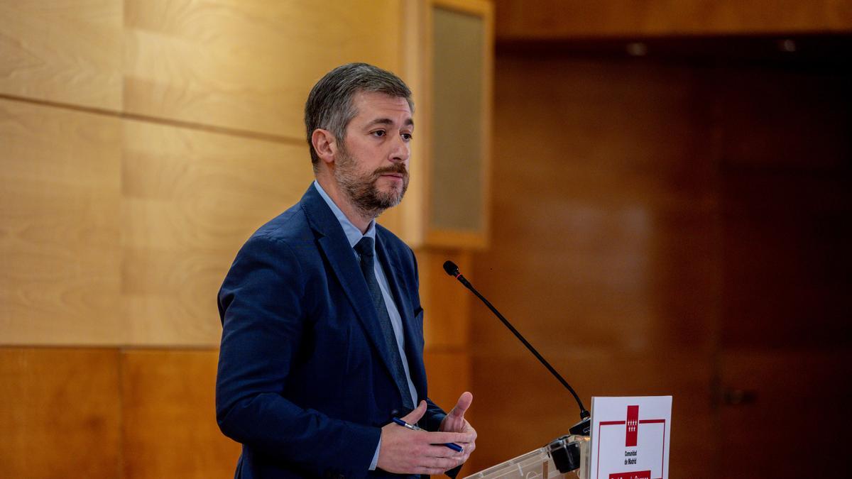 El consejero de Presidencia de Ayuso pide a la UCO y los medios de comunicación combatir «al Gobierno mafioso de Sánchez»