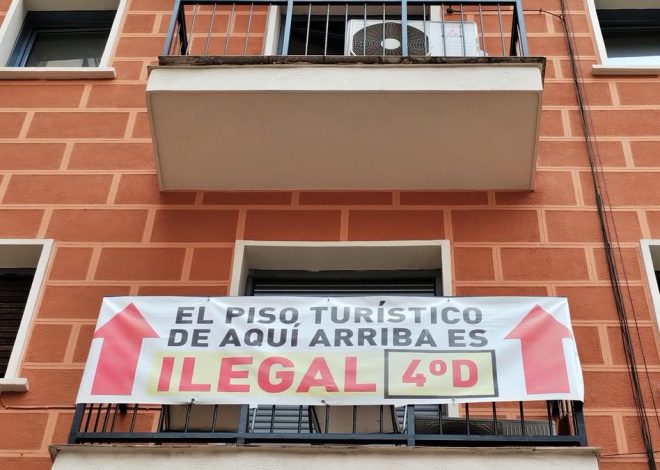 Consumo notifica a Almeida la dirección postal de 3.500 pisos turísticos ilegales para que sancione a sus propietarios