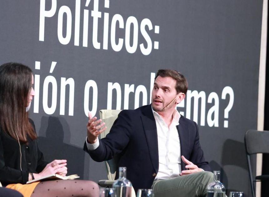 Albert Rivera compara a los políticos con los árbitros de fútbol: «Los buenos políticos son como los buenos árbitros, que no se notan»