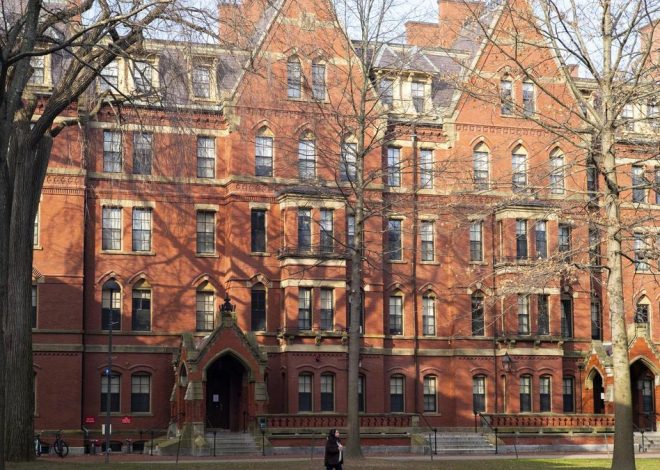 Una jueza federal bloquea cautelarmente la orden de Trump de prohibir nuevos estudiantes extranjeros en Harvard