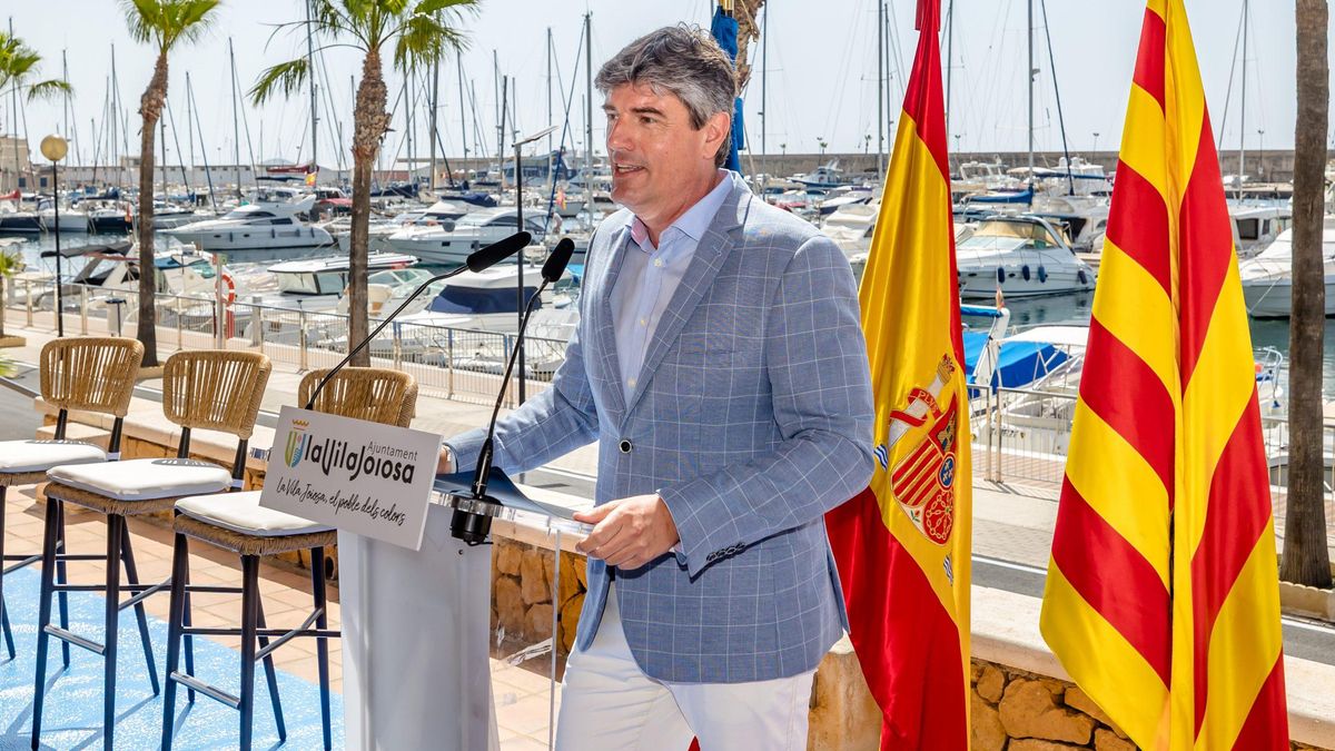Un juez investiga al alcalde del PP en Vila Joiosa por nombrar a dedo a dos inspectores suspendidos en la oposición