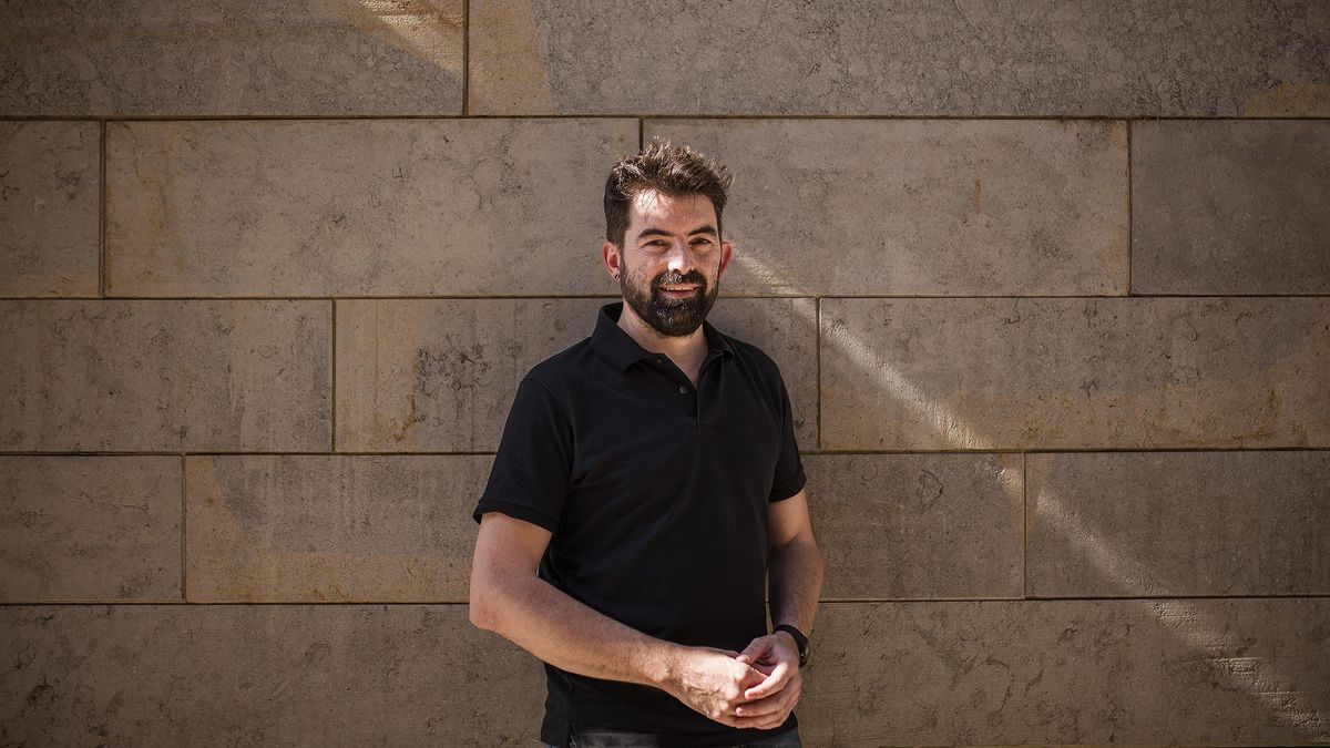 Marc Queralt, educador social: “Se nos pide que controlemos a los niños tutelados como si fueran delincuentes”