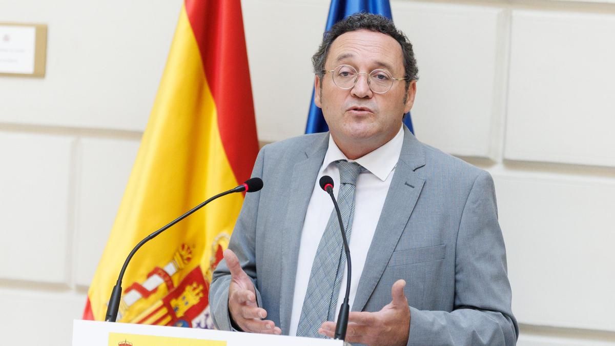 El Supremo permite que la causa del correo de la pareja de Ayuso se llene de acusaciones de extrema derecha
