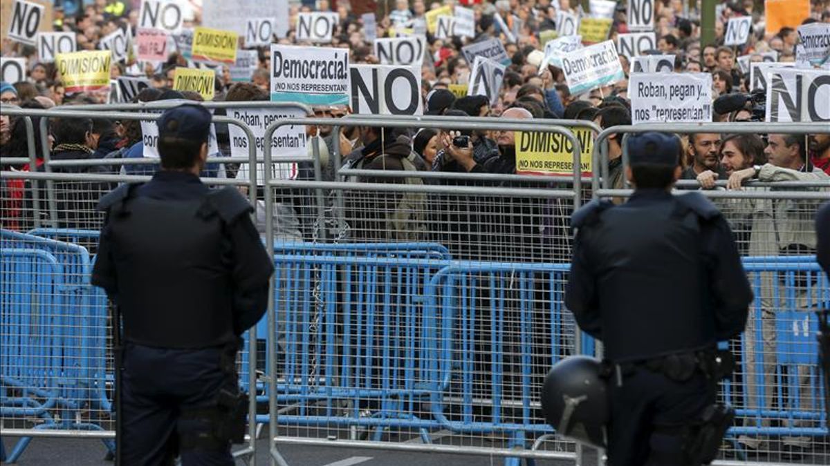 La Justicia condena a cinco activistas y absuelve a otros nueve por los disturbios del Rodea el Congreso de 2012