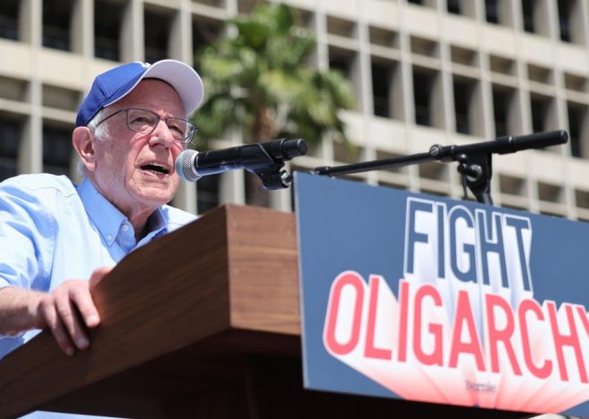 Bernie Sanders, a Trump tras el ataque a Irán: «Es inconstitucional lo que ha hecho, y el pueblo de EEUU no quiere más guerras ni más muerte»