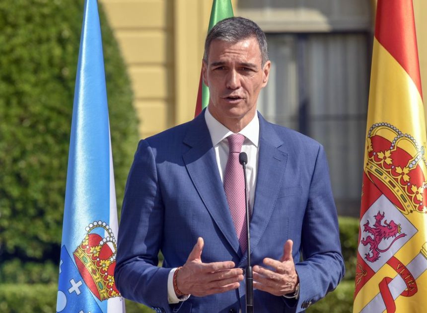Sánchez propone a los presidentes autonómicos triplicar la inversión en vivienda y controlar la FP privada