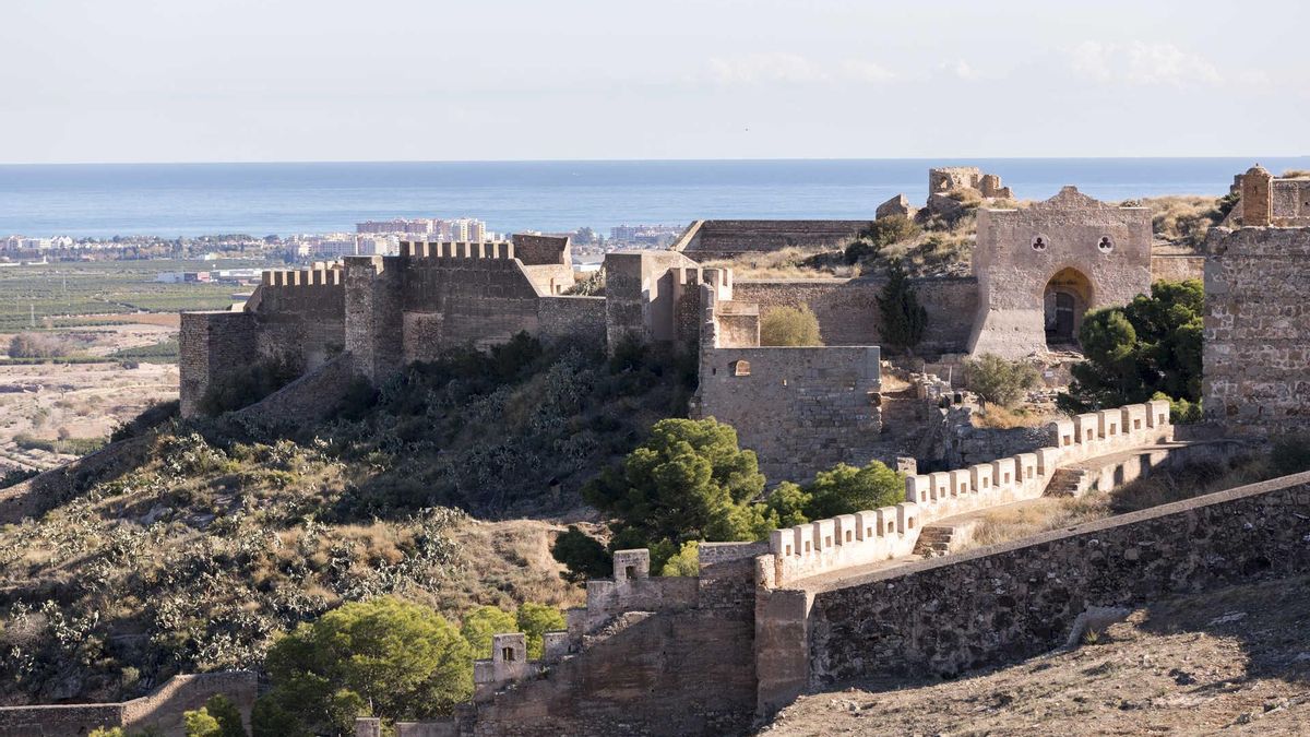 El castillo más grande de la Comunidad Valenciana y de los más antiguos con origen prerromano