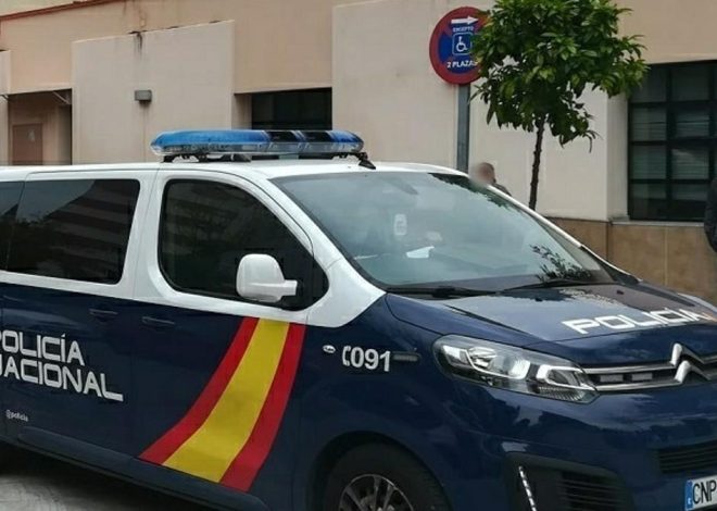 Encapuchados matan a tiros a dos personas en un bar de Fuengirola