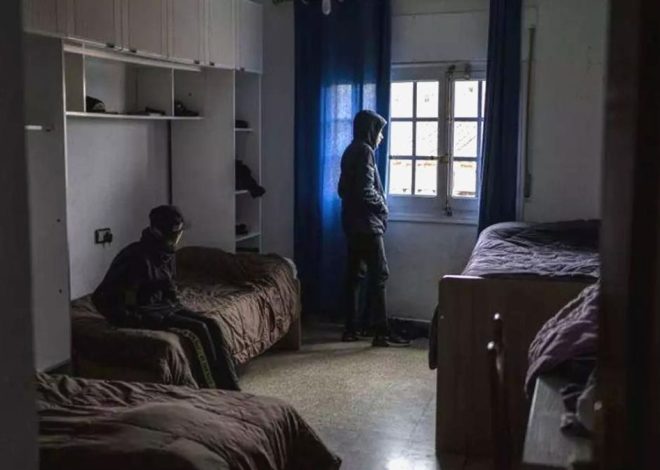 Cruzada vecinal y amenazas de Almeida para un hostal «de inmigrantes» que aún no existe en el distrito de Salamanca