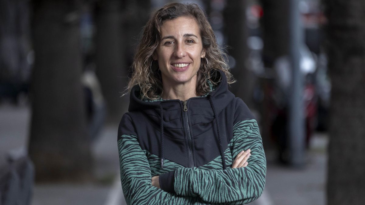 Dimite la diputada de la CUP en el Parlament Laia Estrada por «discrepancias políticas»