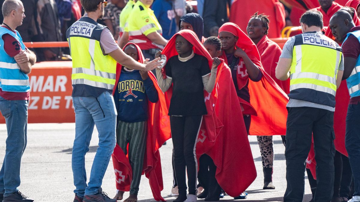 Andalucía, Madrid y Comunidat Valenciana tendrán que acoger a casi la mitad de los menores migrantes de Canarias
