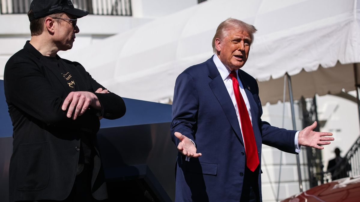 Trump muestra su enfado con Musk tras anunciar un nuevo partido: «Está fuera de sí, es un desastre»