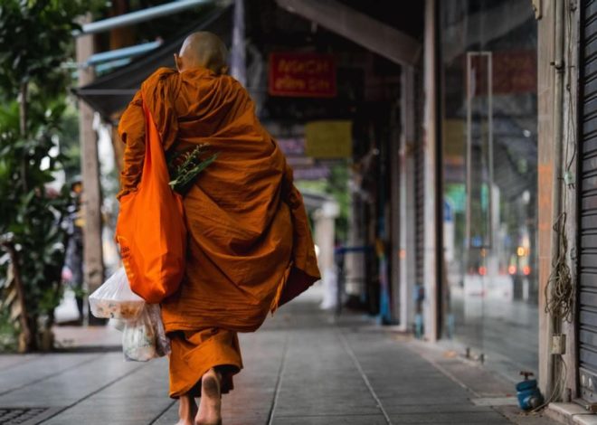 Un escándalo de sexo, despilfarro y chantaje sacude al clero budista de Tailandia