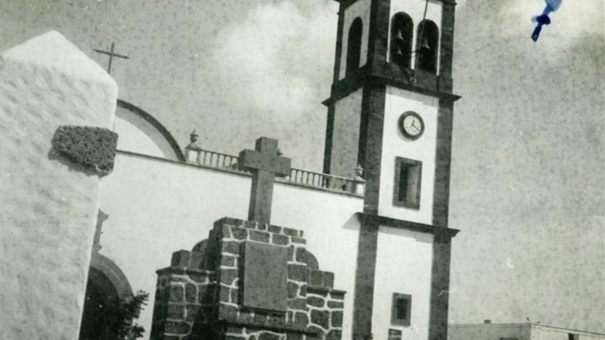 La cruz de los caídos, la herencia franquista que Lanzarote cargó 75 años y que el PP y Vox intentan blanquear