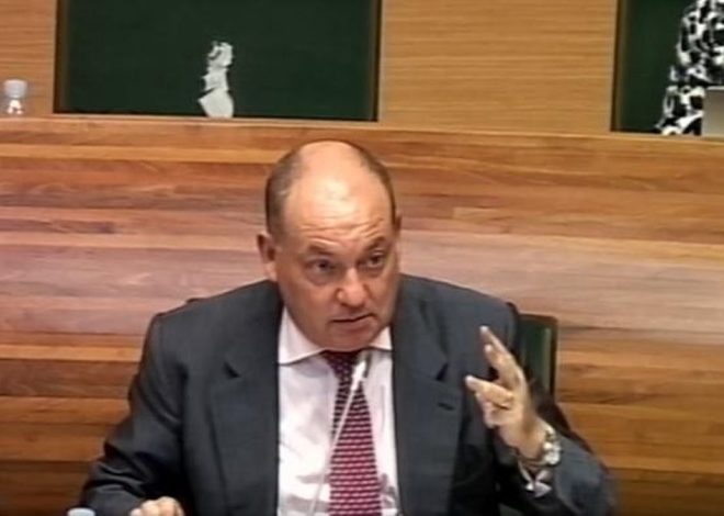 El concejal de contratación de València ‘olvidó’ abstenerse en una licitación en la que participó una empresa a la que asesoró