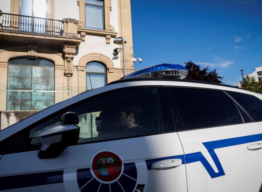 Heridos cuatro ertzainas en Ordizia tras ser agredidos por varias personas, una de ellas detenida