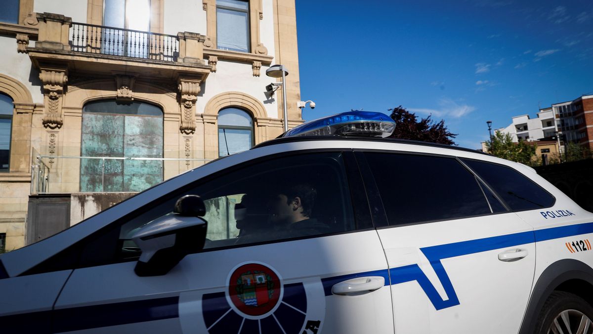 Heridos cuatro ertzainas en Ordizia tras ser agredidos por varias personas, una de ellas detenida