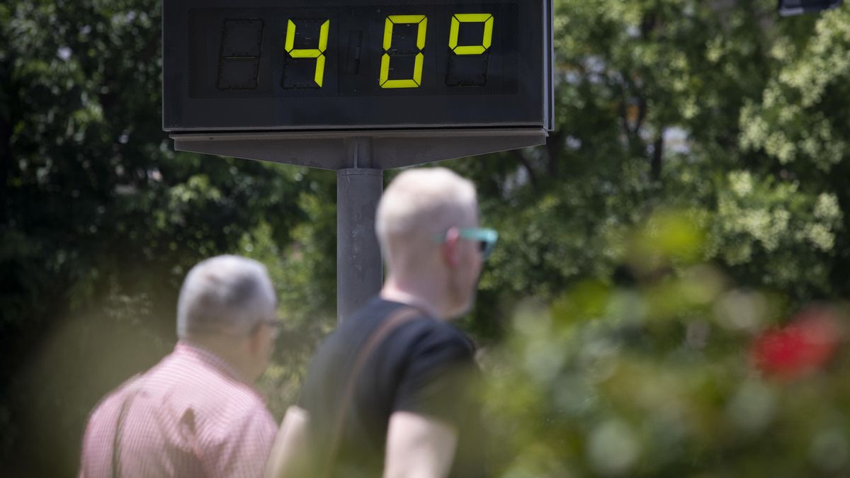 El calor sigue en Madrid: máximas de hasta 40 grados y alerta naranja