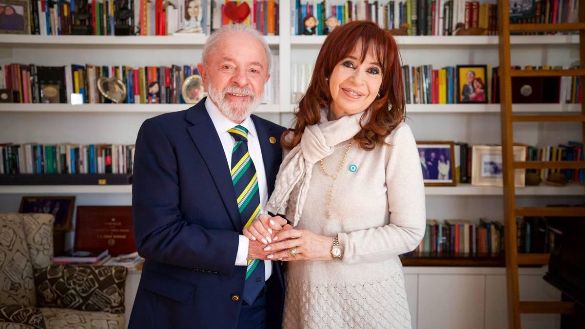 Cristina Fernández, en arresto domiciliario, acusa a Milei de “terrorismo de Estado” tras la visita “solidaria” de Lula