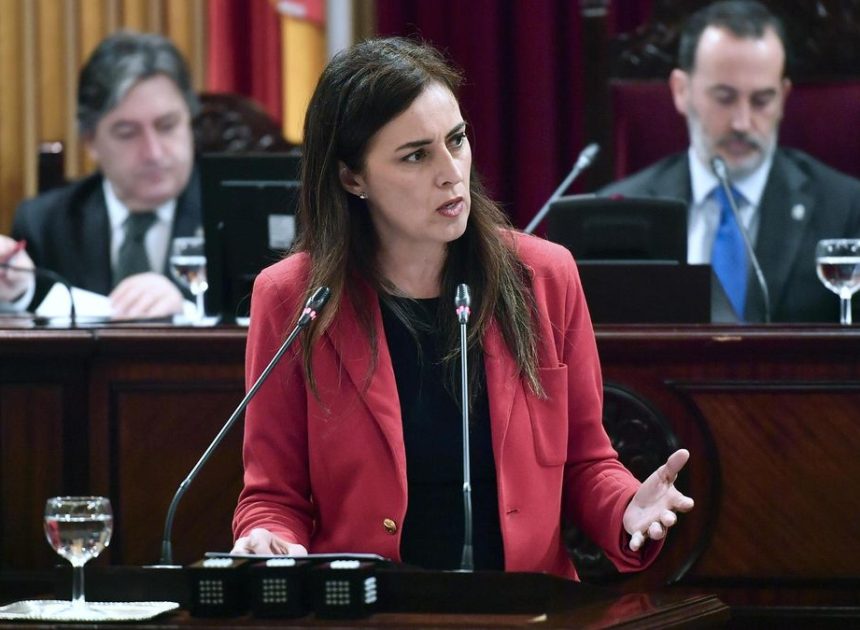 Una disidente de Vox abandona el grupo parlamentario en Balears tras una bronca en pleno hemiciclo: «Así lo han querido»