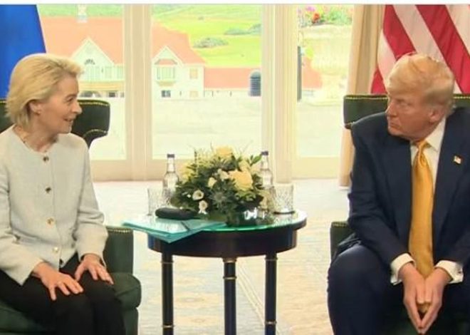 Von der Leyen se reúne con Trump entre reproches para intentar cerrar un acuerdo arancelario