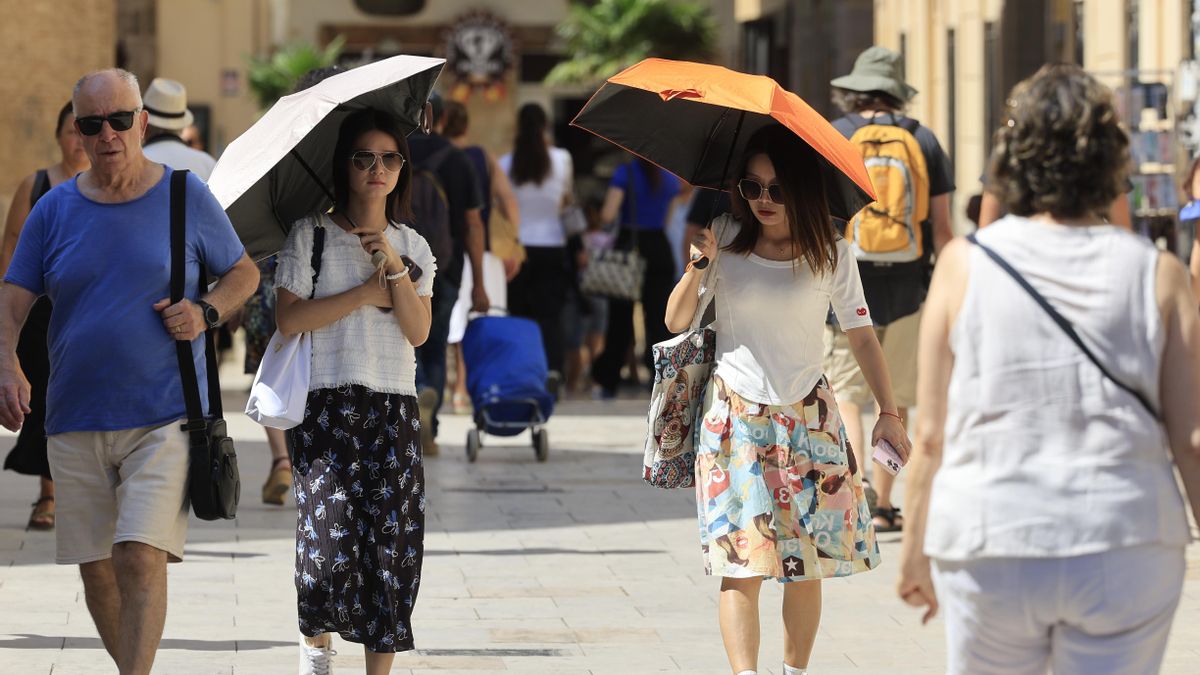 El calor continúa antes de un «suave» alivio térmico: 12 comunidades siguen con avisos de la Aemet
