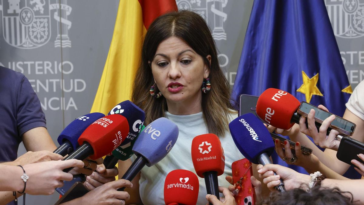 El Estado deriva a medio centenar de menores a un módulo del Canarias 50 como tránsito para ser trasladados a la Península