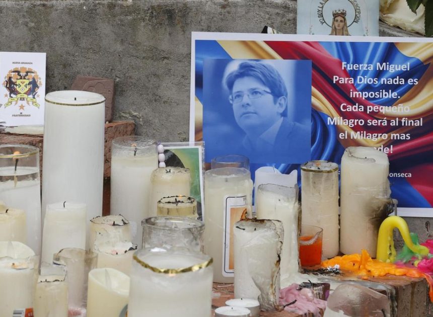La policía colombiana detiene al presunto autor intelectual del atentado contra el senador Uribe Turbay