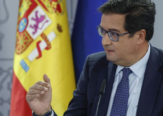 El Gobierno lleva al Congreso la nueva Ley del registro de medios que otorga a la CNMC la potestad de sancionar