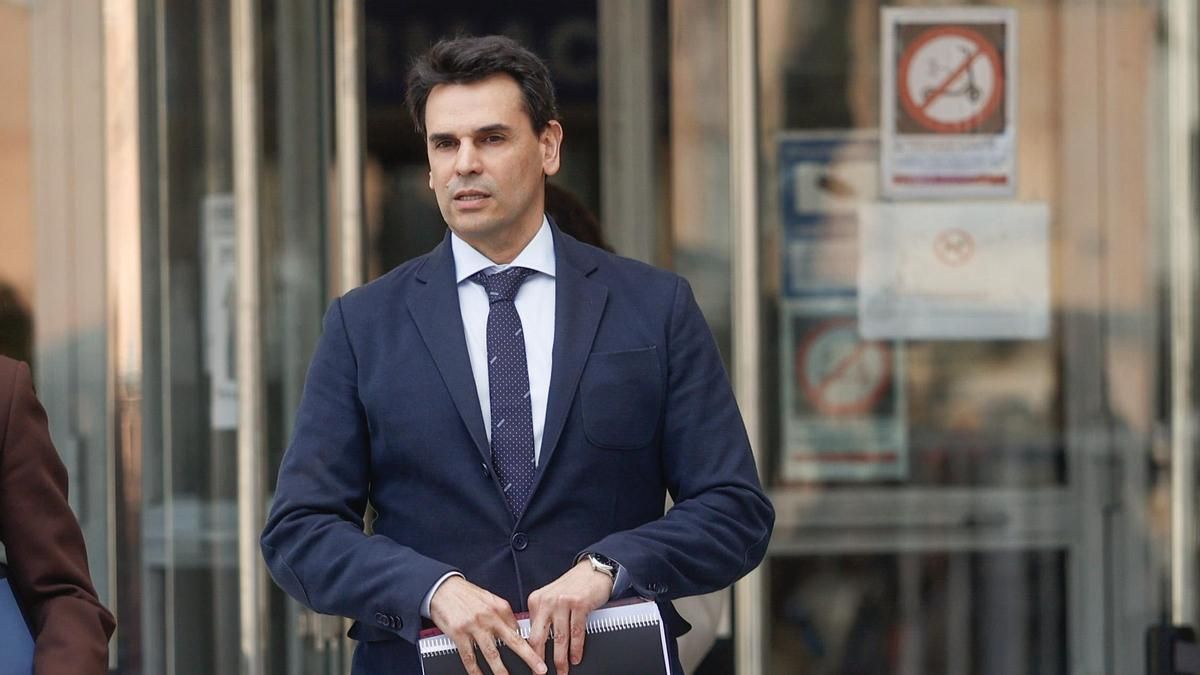 La Fiscalía pide tres años y nueve meses de cárcel para la pareja de Ayuso en el caso del fraude fiscal